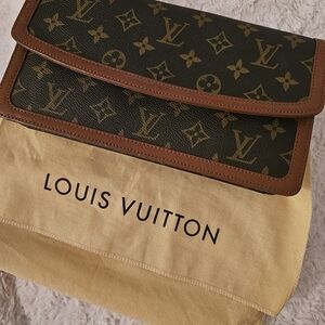 Louis Vuitton Monogram Canvas Clutch